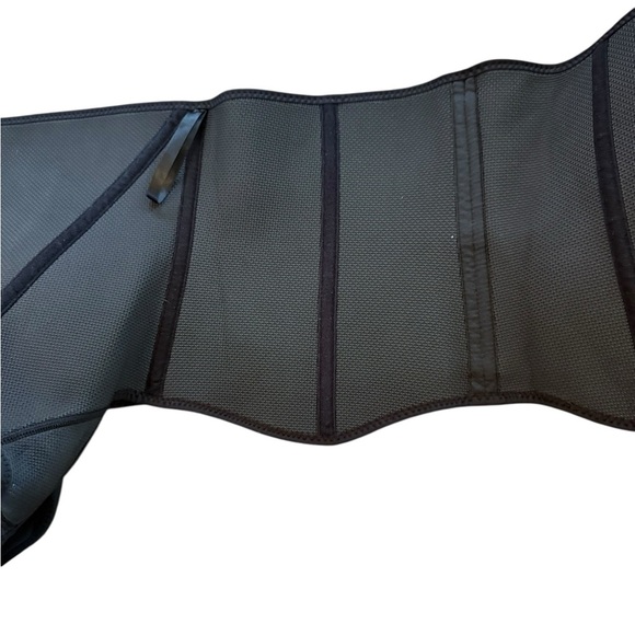 Shapellx Black 3 in 1 Waist & thigh trimmer butt lifter size 3XL EUC - Picture 10 of 11